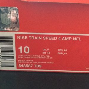 Nike train speed 4 amp NFL